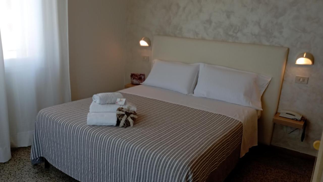 Hotel Raul Риччоне Экстерьер фото